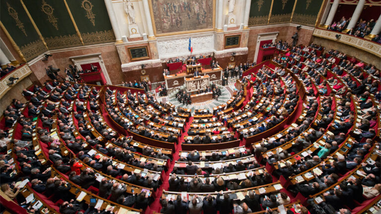 Les députés ultramarins condamnent les propos du ministre de l’Intérieur et des Outre-mer