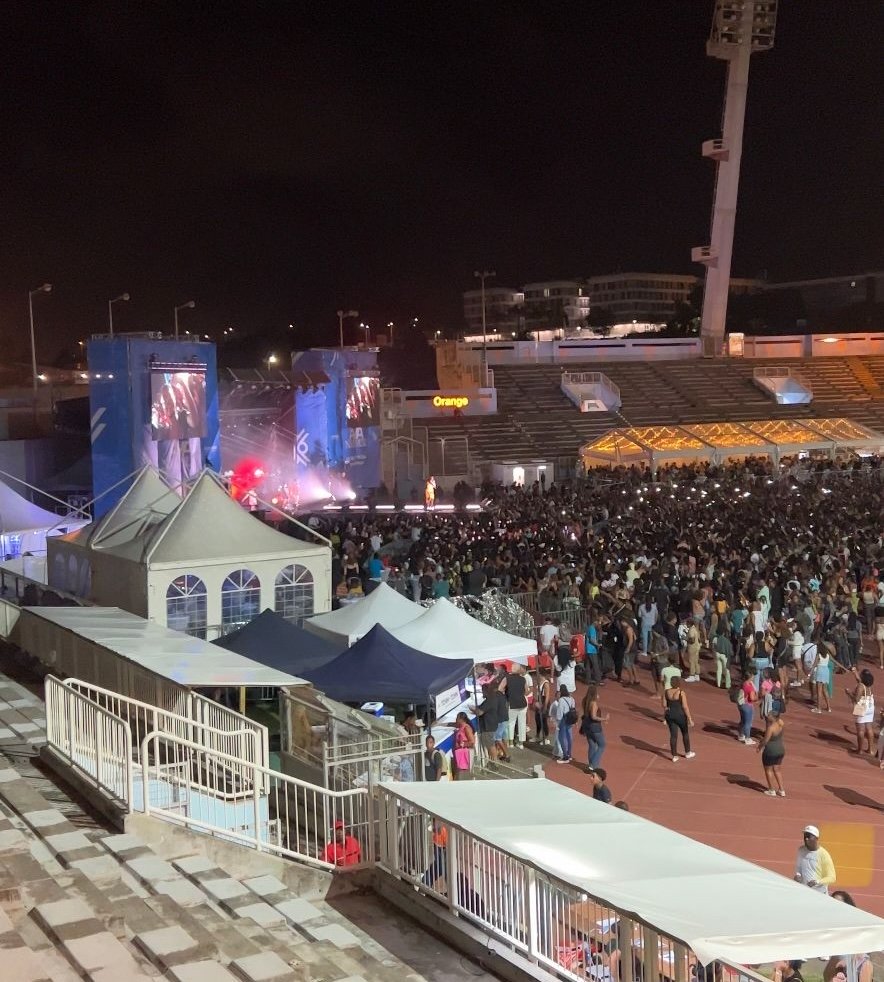 Aya Nakamura en Martinique : un collectif demande le remboursement